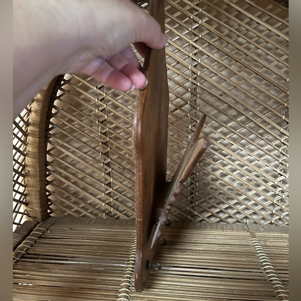 Vintage Wood Key and Mail Holder - Picture 3 of 7
